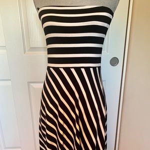 Black & White Strapless Loft Dress